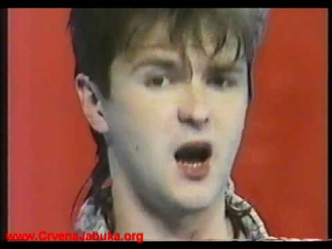 Crvena Jabuka — CRVENA JABUKA - DIRLIJA (tv nastup iz 1986.g)