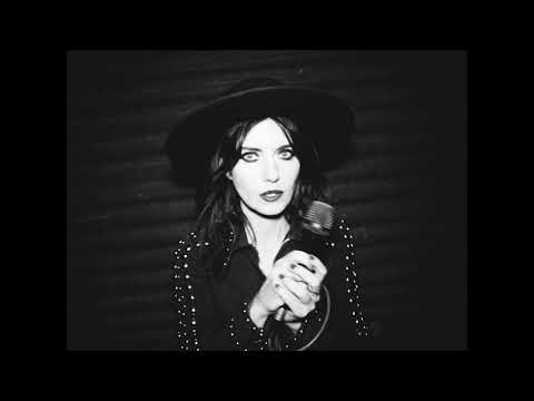 Laura-Mary Carter — Blue's Not My Colour