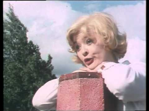 Kirsti Sparboe — Kirstie Sparboe - Nesten Voksen (1965)