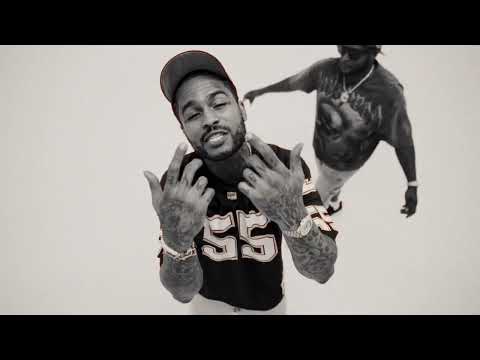Young Chris — Dave East & Young Chris - I Smell the Money (Official Video)