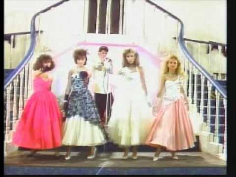 Timbiriche — Timbiriche "No seas tan Cruel" (Videoclip Completo)