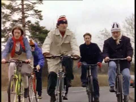 The Beautiful South — The Beautiful South - Good As Gold (Original Video)
