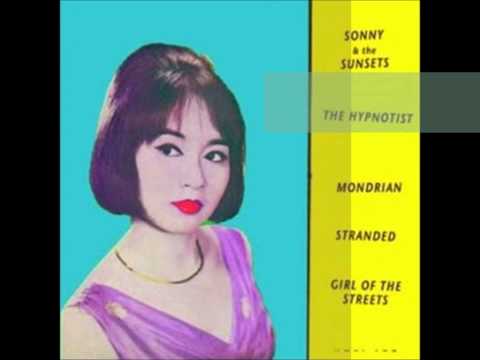 Sonny And The Sunsets — Sonny & the Sunsets "Stranded" & "Girl of the Streets", 2009.Single: Side B