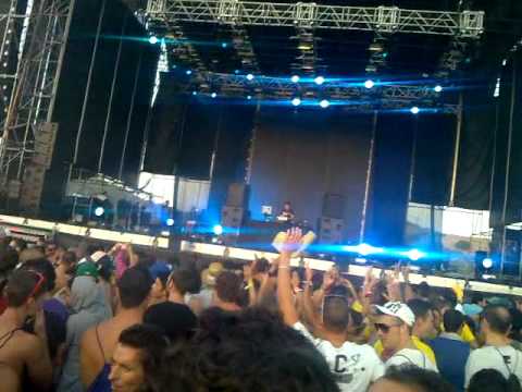 Marc Marzenit — Marc Marzenit - Trozitos de Navidad Live @ Creamfields Andalucía 2011