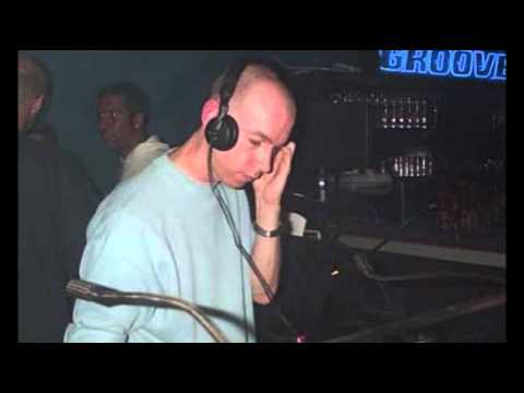 Hot Lizard — Hot Lizard - The Theme [Mark Broom Edit]