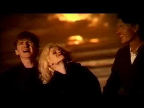 The Finn Brothers — The Finn Brothers - Angels Heap