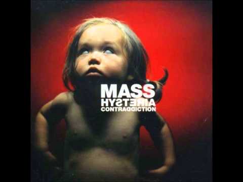 Mass Hysteria (4) — Mass Hysteria   Sur la brêche