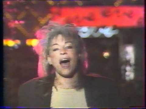 Catherine Lara — Catherine Lara - Au milieu de nulle part