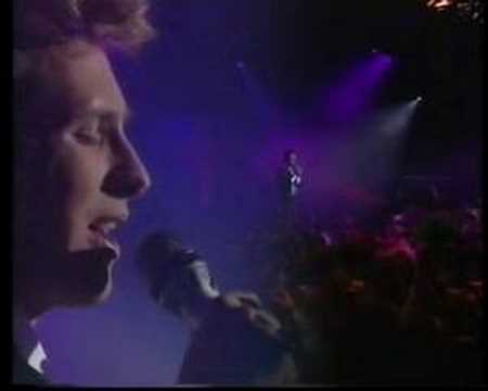Helmut Lotti — Helmut Lotti (Ze is mijn lief) TEXTCHAT.BE