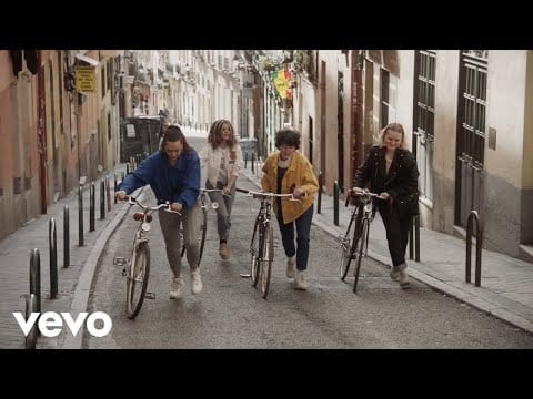 Hinds — Hinds - Finally Floating