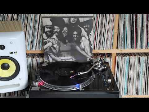 Rufus & Chaka Khan — Rufus featuring Chaka Khan - Rufusized (1974) - A5 - Rufusized