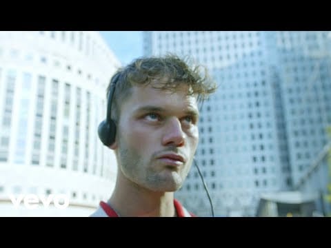 Friendly Fires — Heaven Let Me In