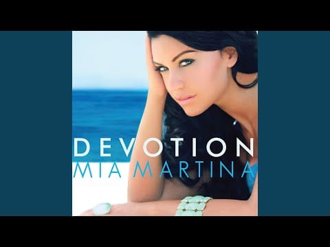 Mia Martina — Phare de la lune (Latin Moon)