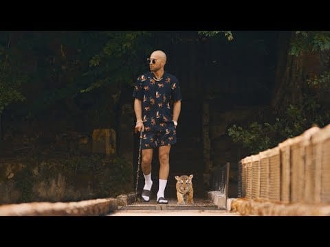 Demet Akalın — Ben Fero - Demet Akalın [Official Video]