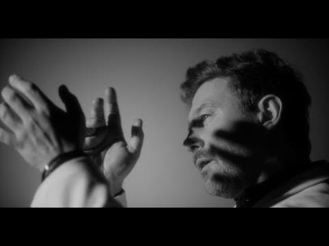 Andrzej Piaseczny — Andrzej Piaseczny - Przedostatni (Official Video)