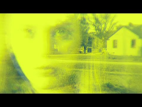 Soccer Mommy — Soccer Mommy - crawling in my skin (Official Music Video)