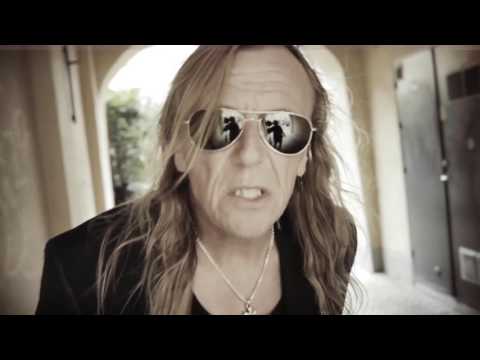 Pretty Maids — Pretty Maids "Face The World" (Official Music Video)