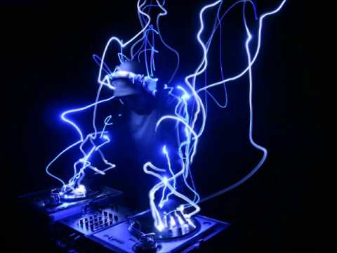 Tracey Thorn — Tevo Howard - Without Me (Feat. Tracey Thorn) (Noir & Martin Thompson Remix)