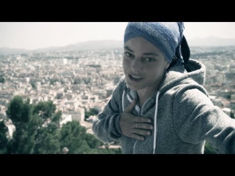 Keny Arkana — Keny Arkana - Vie d'artiste (Clip Officiel)