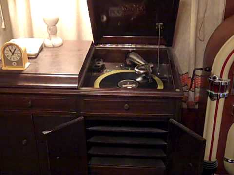 Bob Haring & His Orchestra — ARTHUR LANGE - DOWN WHERE THE SOUTH BEGINS - ROARING 20'S VICTROLA
