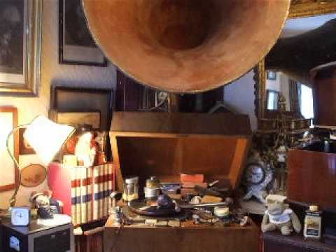 Van Eps' Banjo Orchestra — "I Want to go Back to Michigan" (I Berlin) Played by the Opal Military Band HMV B 646