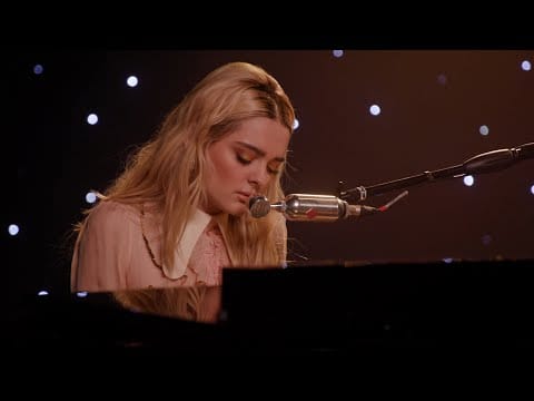 Charlotte Lawrence (2) — Charlotte Lawrence - You (Performance Video)