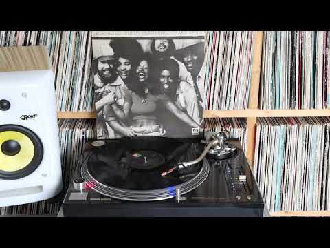 Rufus & Chaka Khan — Rufus featuring Chaka Khan - Rufusized (1974) - B4 - Please Pardon Me (You Remind Me Of A Friend)