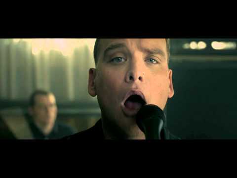 Alkaline Trio — "I Wanna Be A Warhol"