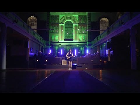 Roxanne de Bastion — Roxanne de Bastion - Erase (Official Music Video)