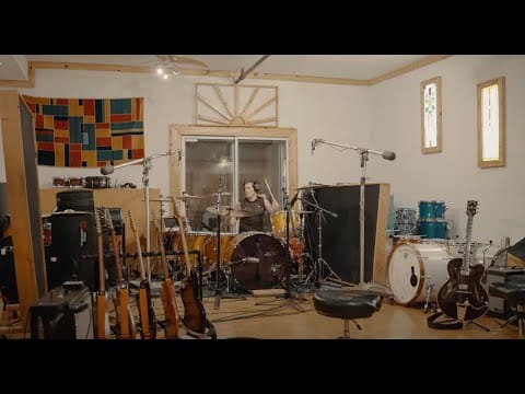 L.S. DUNES — Violet: In the Studio