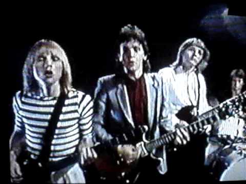 Novo Combo — Novo Combo - Tattoo (Extremely Rare Music Video)
