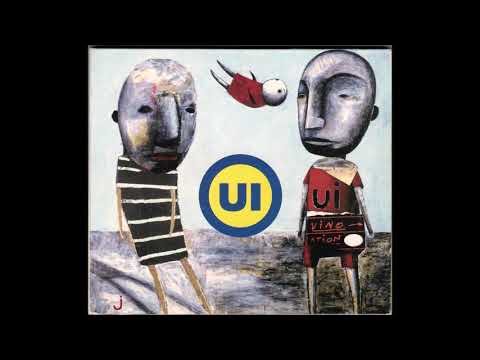 UI — Ui - Horn Crown Label