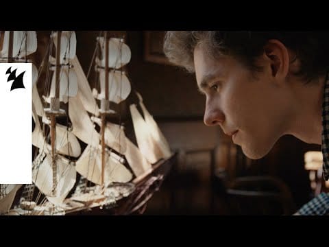Lost Frequencies — Lost Frequencies feat. Janieck Devy - Reality (Official Music Video)