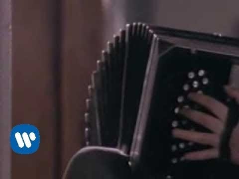 Vinicio Capossela — Vinicio Capossela - Scivola vai via (Official Video)