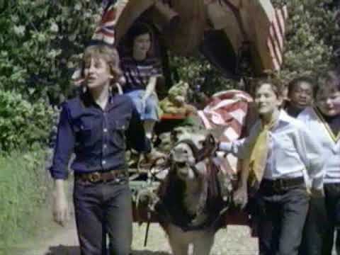 The Double Deckers (3) — Double Deckers - To the countryside