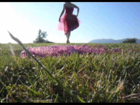 Vinny Troia — Jaidene Veda "FLOW"
