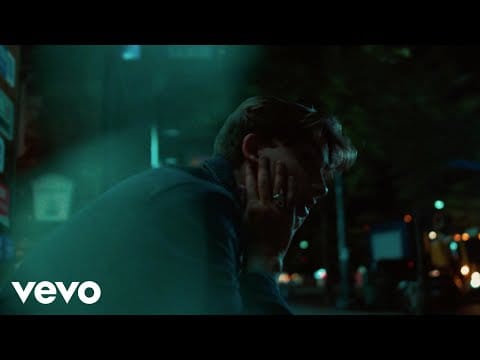 Johnny Orlando (3) — Johnny Orlando - Everybody Wants You (Official Video)