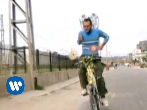 Facto Delafé Y Las Flores Azules — Facto Delafé y las Flores Azules - Mar el poder del mar (Videoclip oficial)