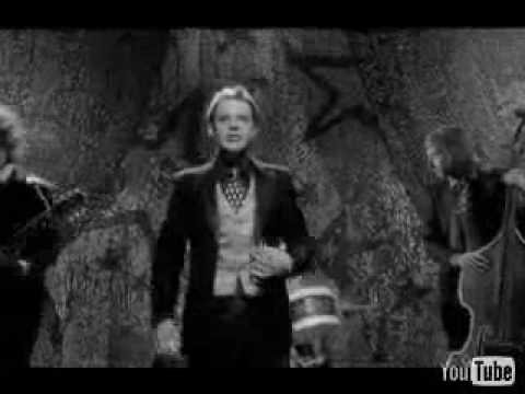 Amy MacDonald
 — Amy Macdonald - Let's Start a Band