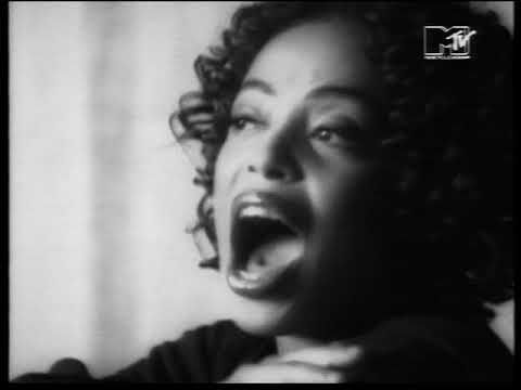 Vivienne Mckone — Vivienne Mckone ‎– Beware (1992 Music video)