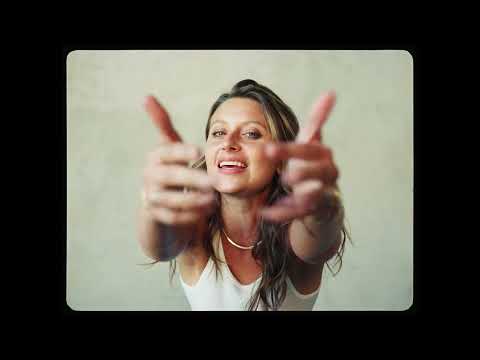 Aly & AJ — Aly & AJ - Baby Lay Your Head Down (Visualizer)