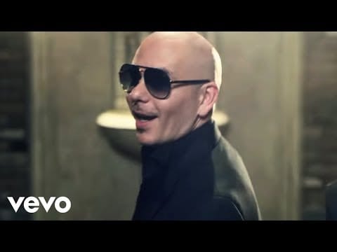 Pitbull — Pitbull - Piensas ft. Gente De Zona