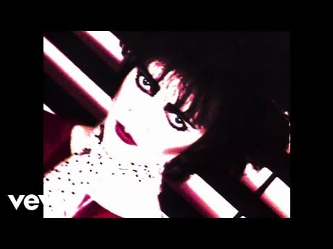 Siouxsie & The Banshees — Siouxsie And The Banshees - Red Light (Official Music Video)