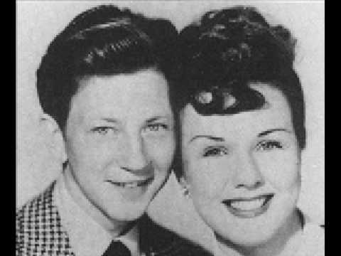 Deanna Durbin — Deanna Durbin - The Turntable Song - Studio recording