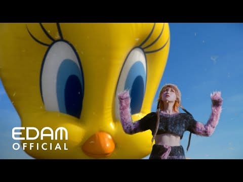 IU (3) — IU '홀씨(Holssi)' MV