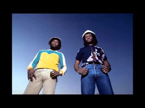Mad Cobra — SLY & ROBBIE Presents Sound of Sound - Be Patient (Cobra) - 2.2