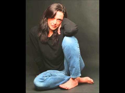 Cecilia Toussaint — Cecilia Toussaint   Como una daga