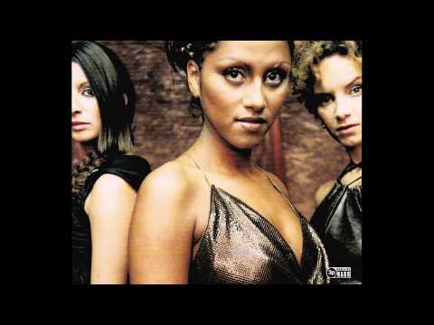 Sabrina Setlur — Sabrina Setlur feat. Cora E. & Brixx - Hija (Nasty LSD & Crack-Track) (Official 3pTV)