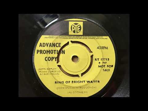 Val Doonican — Ring Of Bright Water - Val Doonican (1969) UK Cinema Promo Version