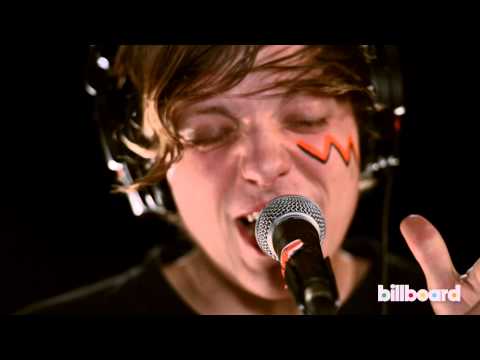 Robert DeLong — Robert DeLong - "Global Concepts" (Live Studio Session)